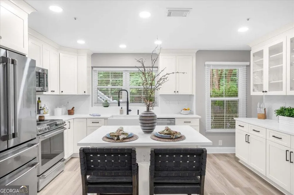 5061 Avalon DR Alpharetta, GA 30005