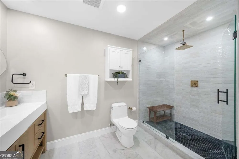 5061 Avalon DR Alpharetta, GA 30005