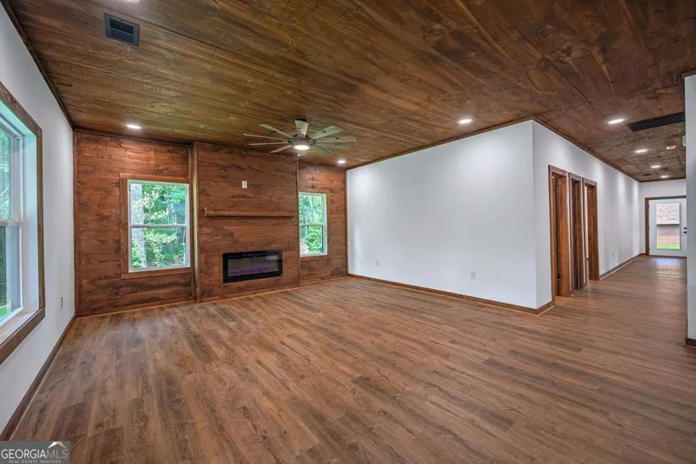 25 Katie Haven RD Morganton, GA 30560