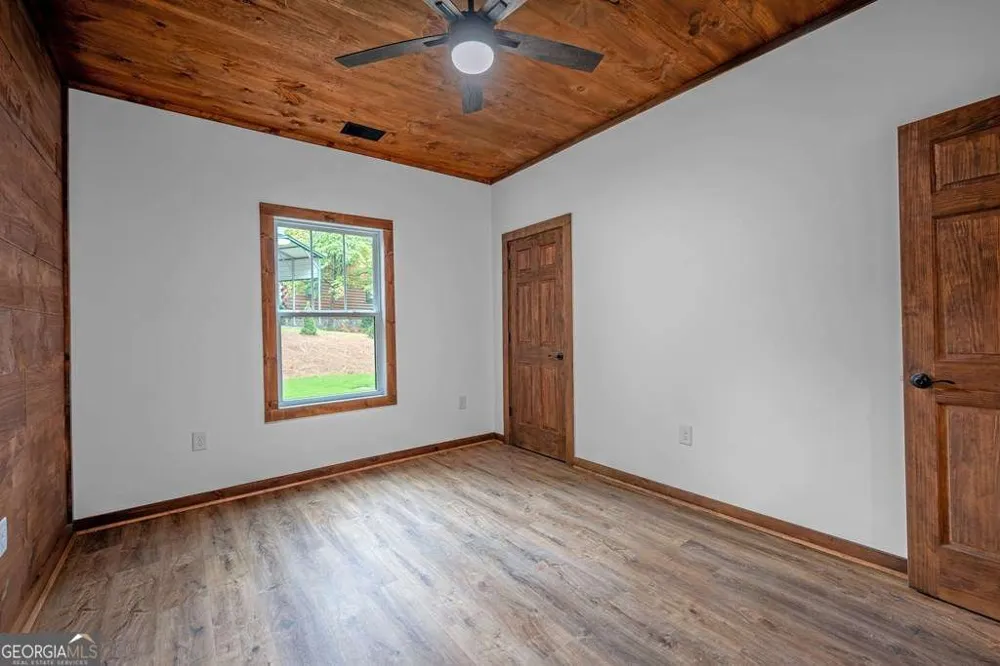 25 Katie Haven RD Morganton, GA 30560