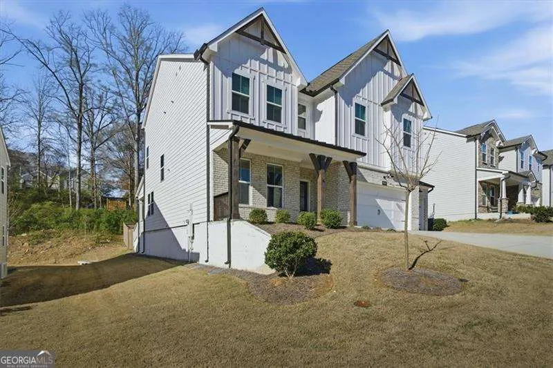 2435 Hidden Creek RD Kennesaw, GA 30152