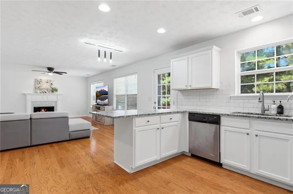 5492 Skylar Creek LN Buford, GA 30518