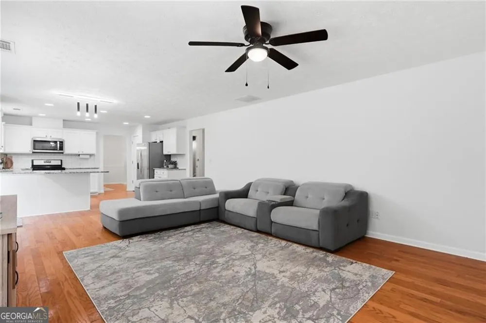 5492 Skylar Creek LN Buford, GA 30518