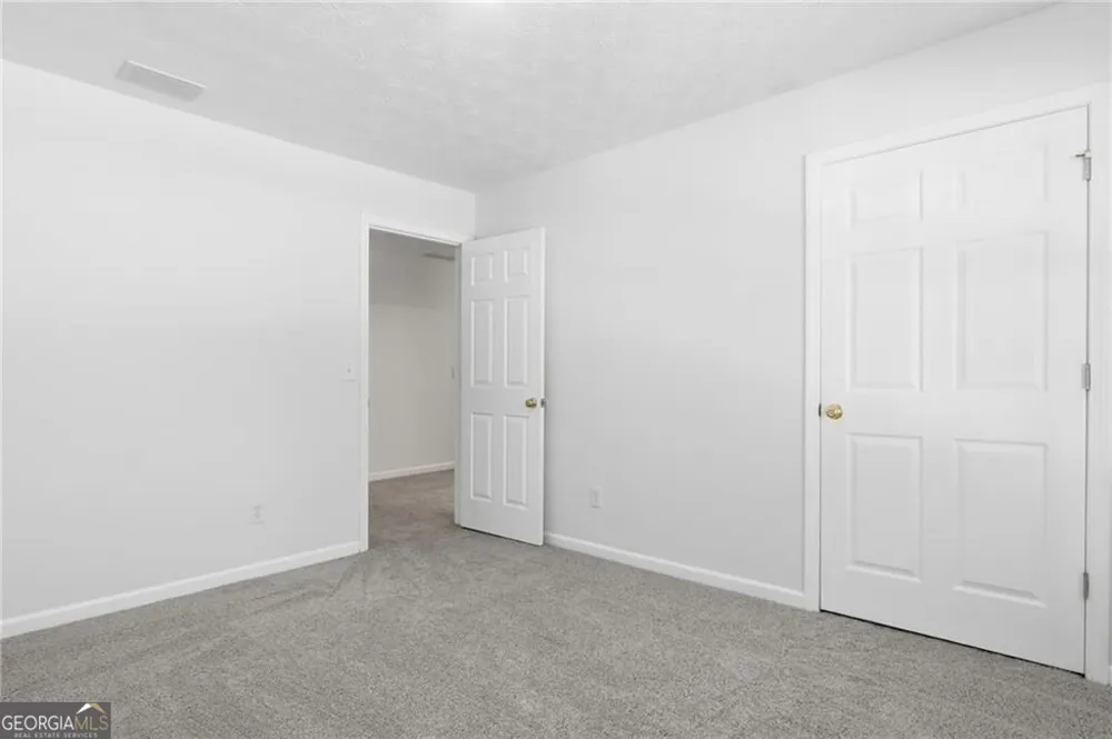 5492 Skylar Creek LN Buford, GA 30518