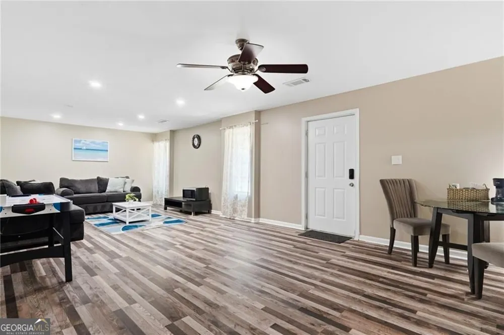 5492 Skylar Creek LN Buford, GA 30518