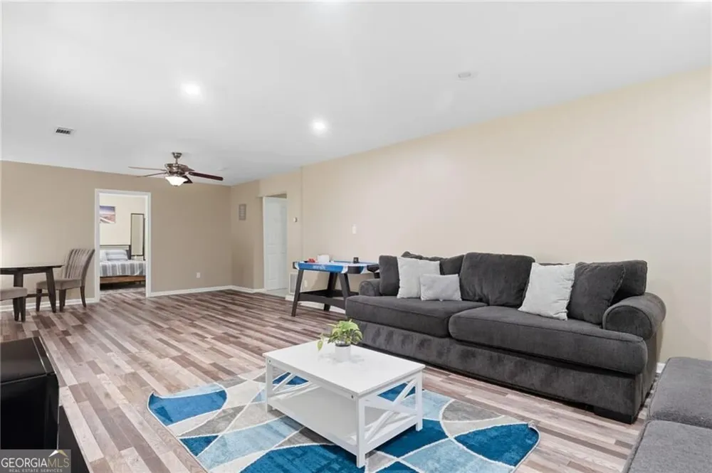5492 Skylar Creek LN Buford, GA 30518