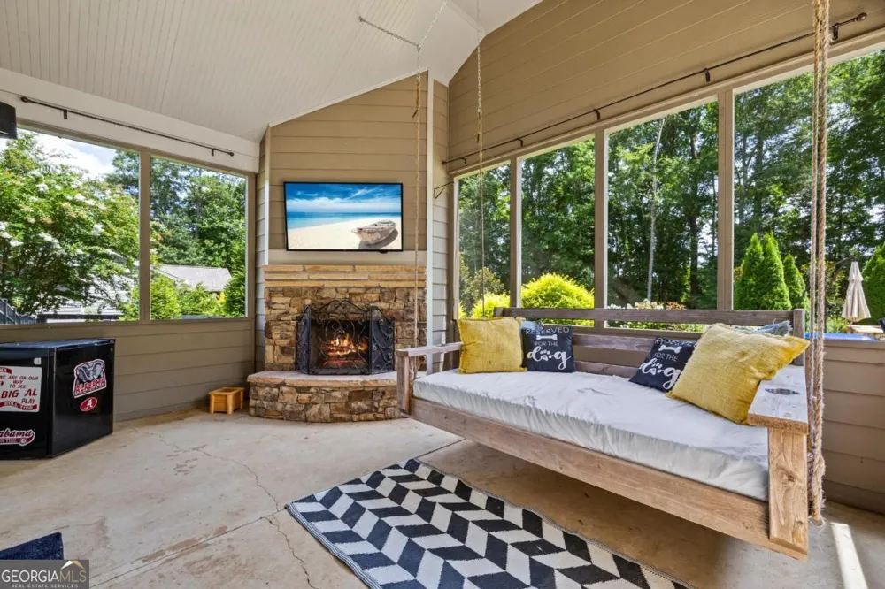 672 Callie CIR Jefferson, GA 30549