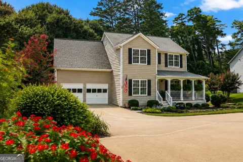 7660 Streamside LN