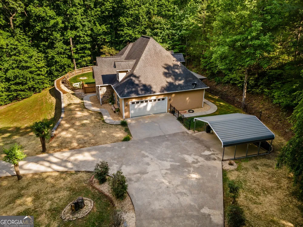 201 Oakawana TRL Blue Ridge, GA 30513