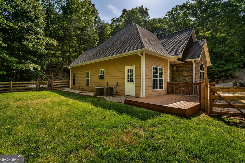 201 Oakawana TRL Blue Ridge, GA 30513