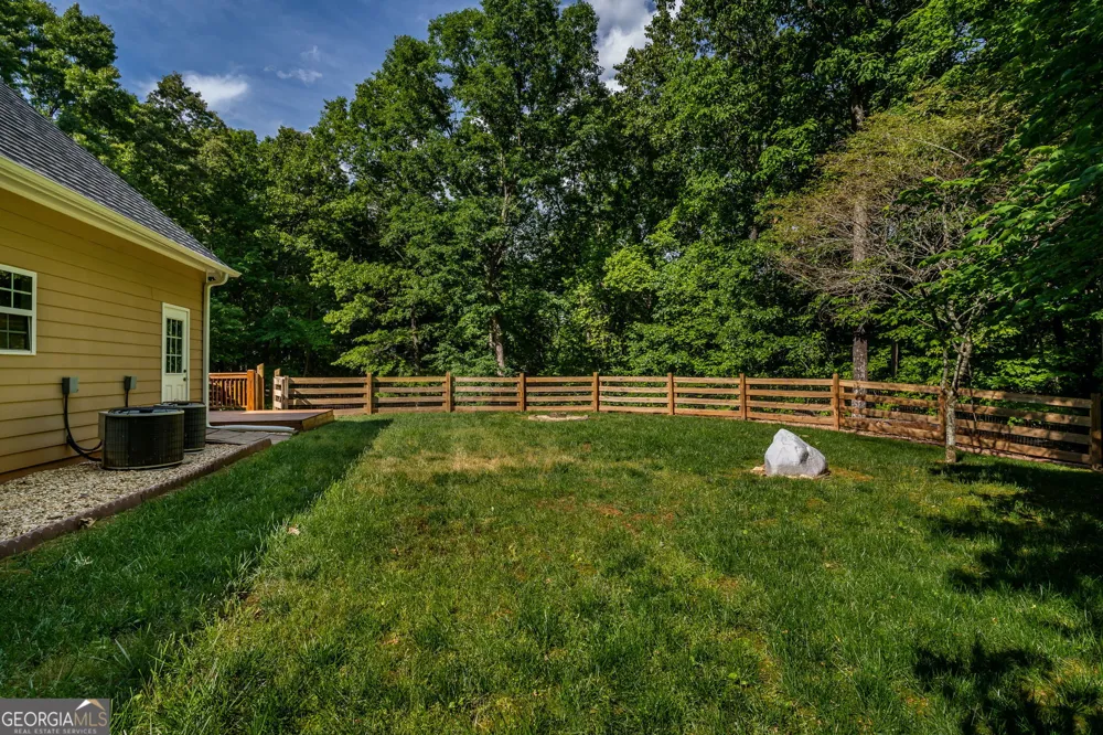 201 Oakawana TRL Blue Ridge, GA 30513