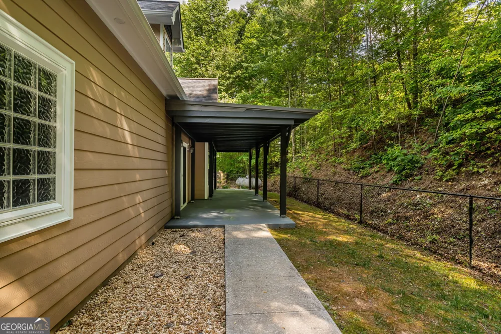 201 Oakawana TRL Blue Ridge, GA 30513