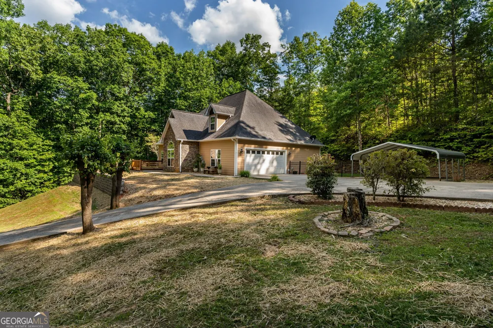 201 Oakawana TRL Blue Ridge, GA 30513