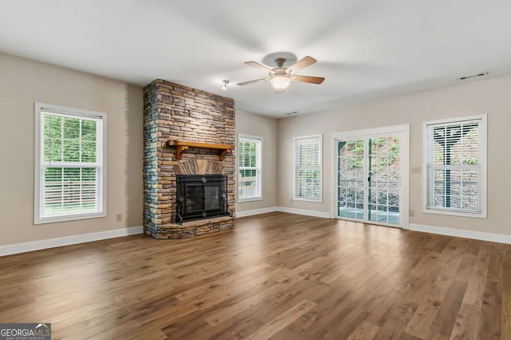 201 Oakawana TRL Blue Ridge, GA 30513