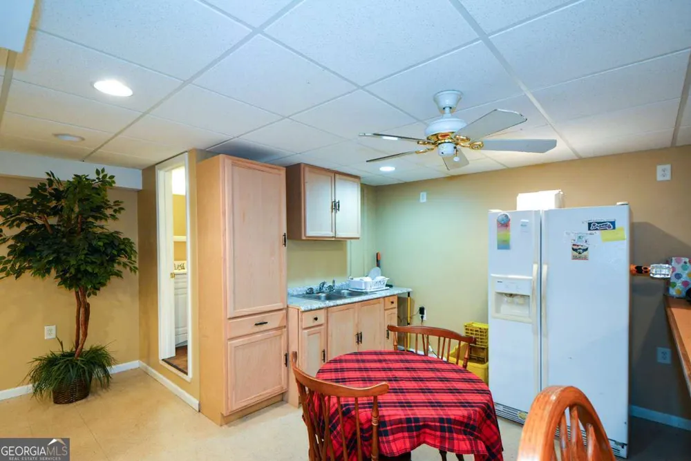 41 Clark Station RD Jasper, GA 30143
