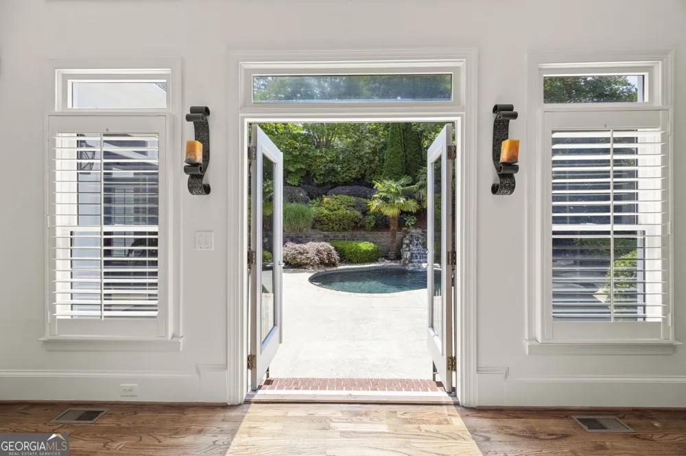 2306 Garden Park DR SE Smyrna, GA 30080