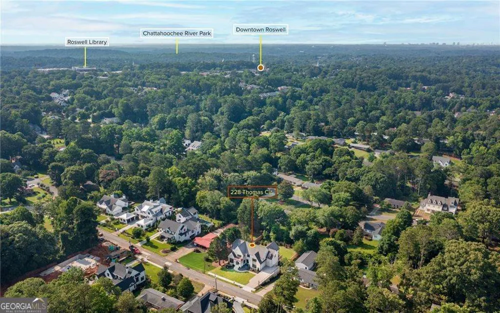228 Thomas CIR Roswell, GA 30075