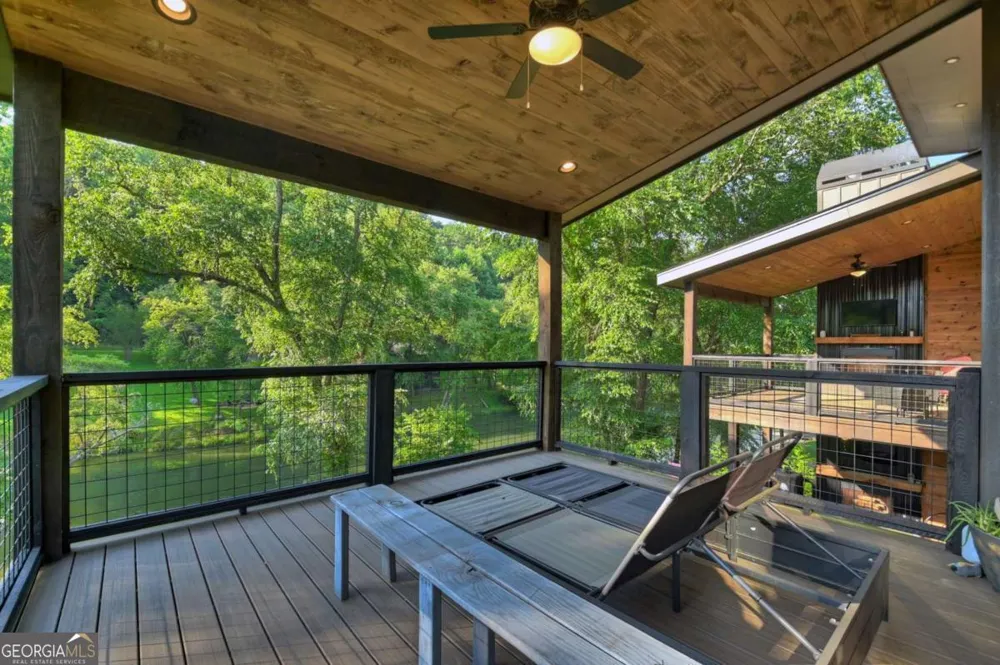 60 Hiles Hatch LN Blue Ridge, GA 30513