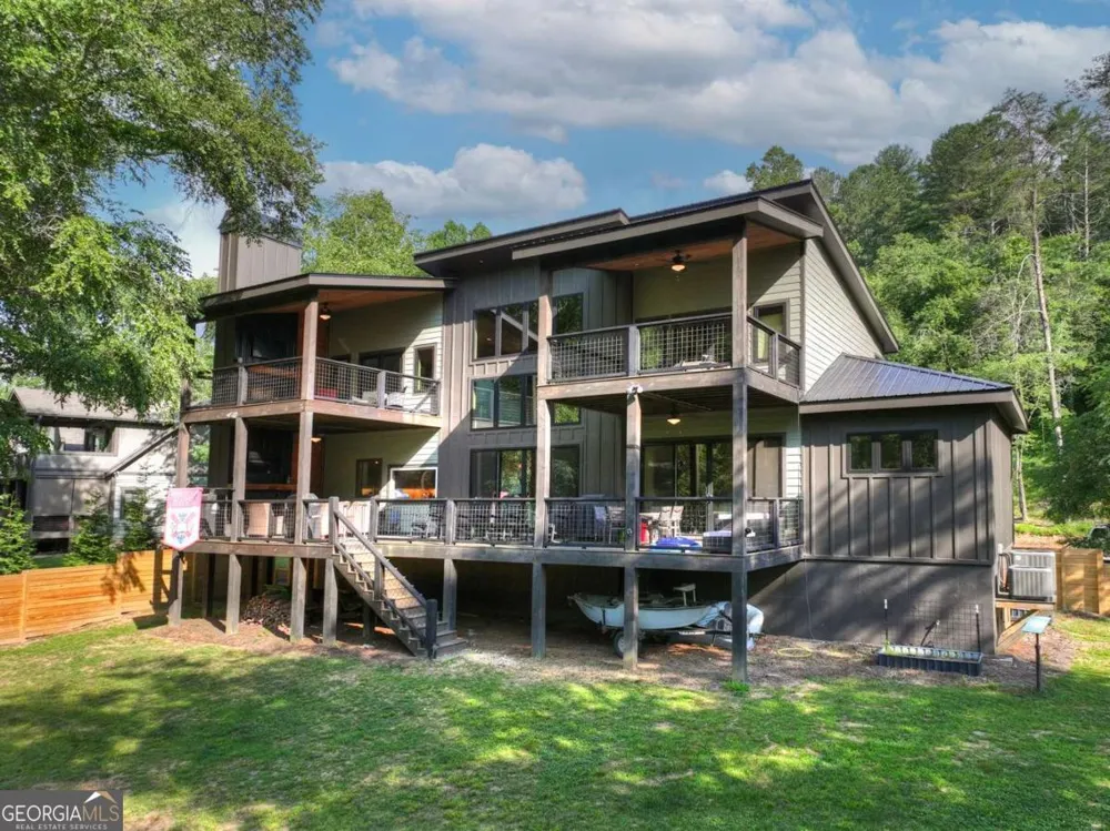 60 Hiles Hatch LN Blue Ridge, GA 30513