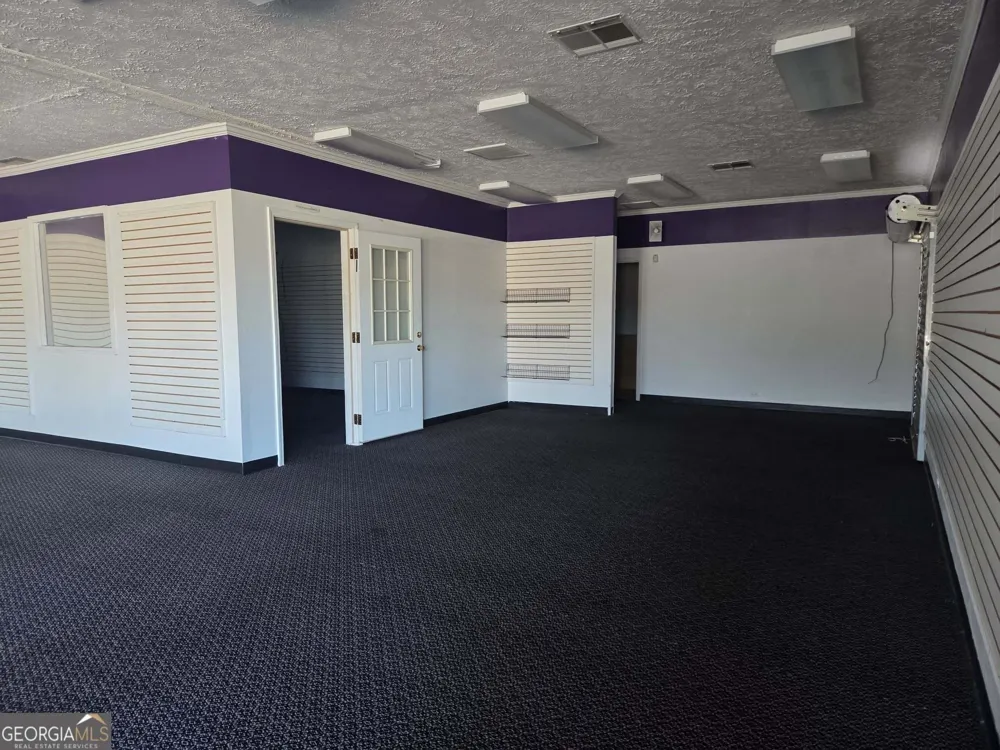 424 S Victory DR Lyons, GA 30436