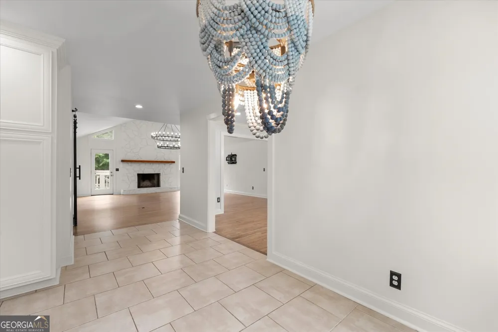 560 Saddle Creek CIR Roswell, GA 30076