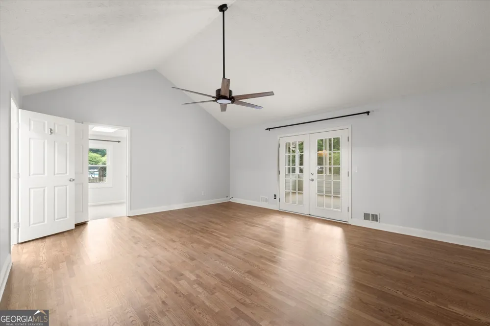 560 Saddle Creek CIR Roswell, GA 30076