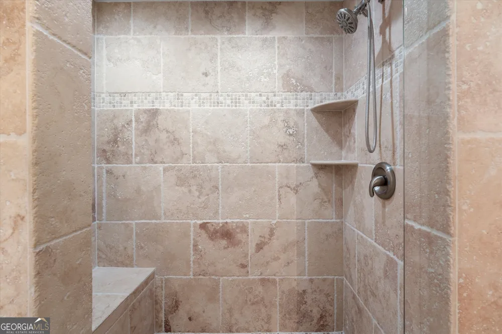 560 Saddle Creek CIR Roswell, GA 30076
