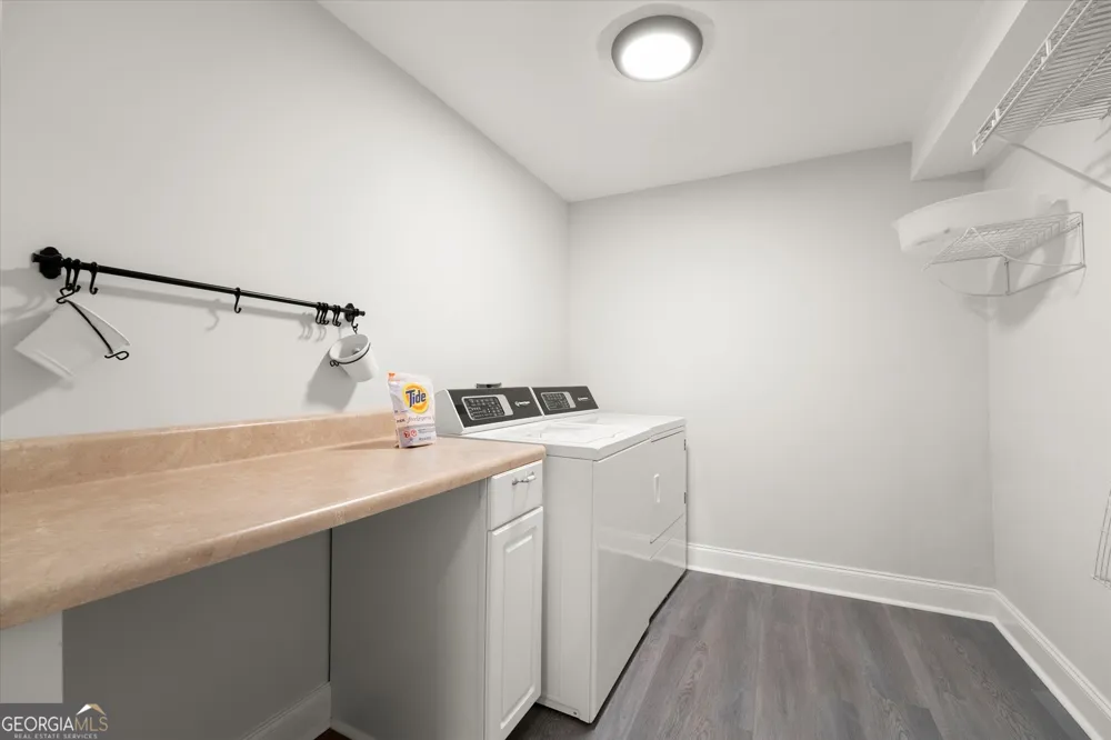 560 Saddle Creek CIR Roswell, GA 30076