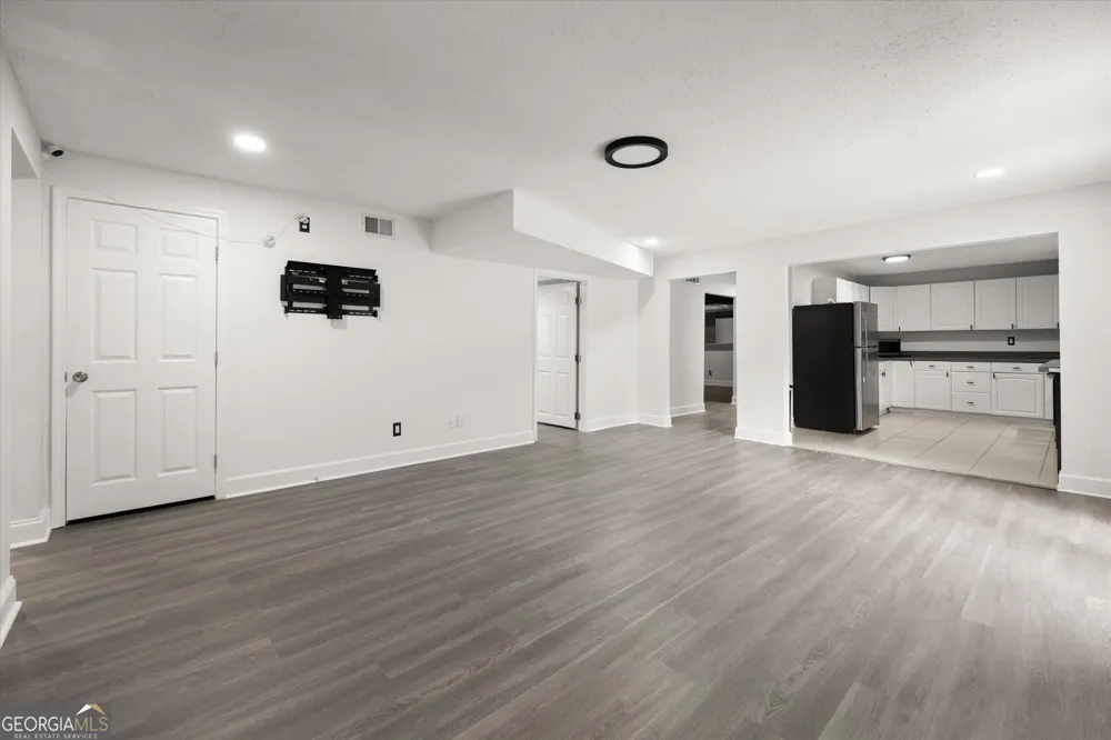 560 Saddle Creek CIR Roswell, GA 30076