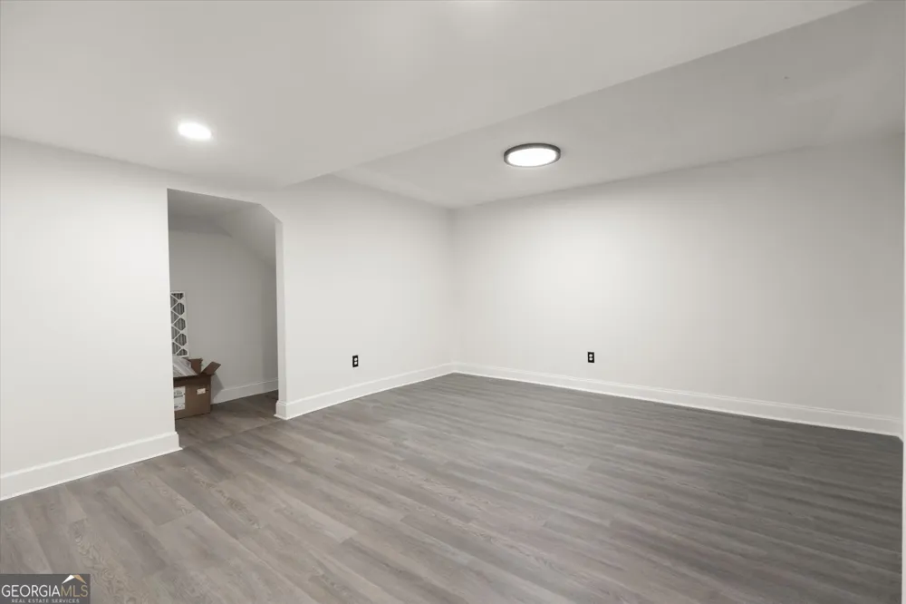 560 Saddle Creek CIR Roswell, GA 30076