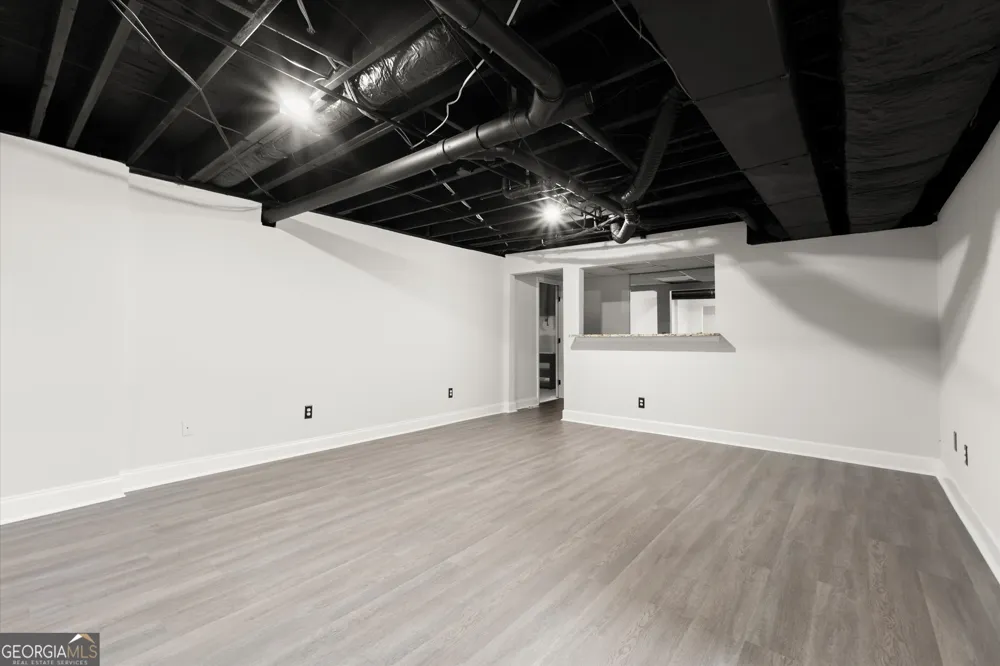 560 Saddle Creek CIR Roswell, GA 30076