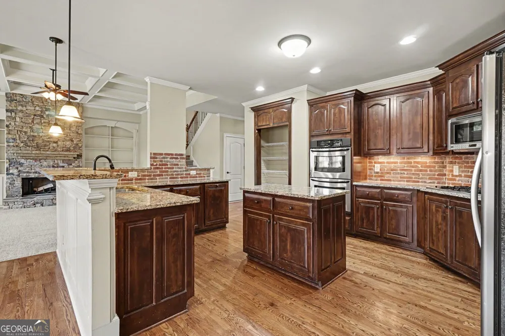 2435 Retreat Point PKWY Hoschton, GA 30548