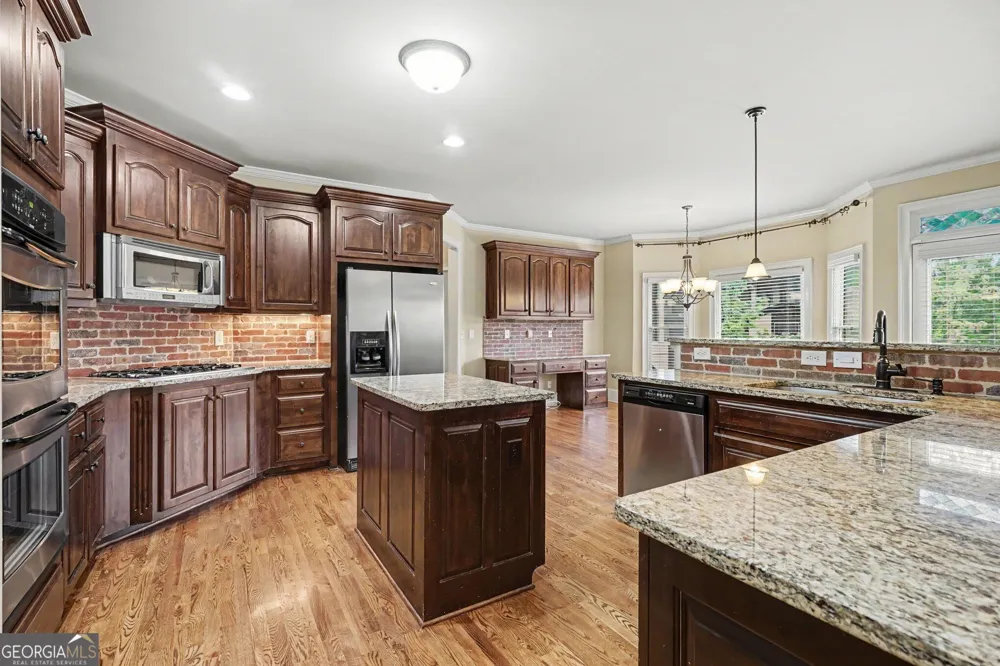 2435 Retreat Point PKWY Hoschton, GA 30548