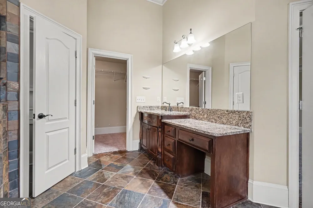 2435 Retreat Point PKWY Hoschton, GA 30548