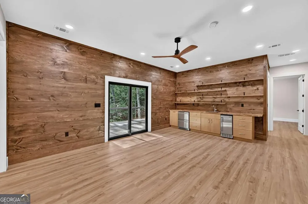412 Mountain Tops CIR Blue Ridge, GA 30513