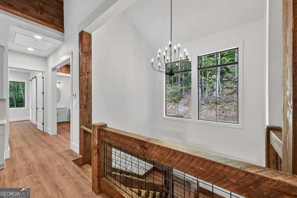 412 Mountain Tops CIR Blue Ridge, GA 30513