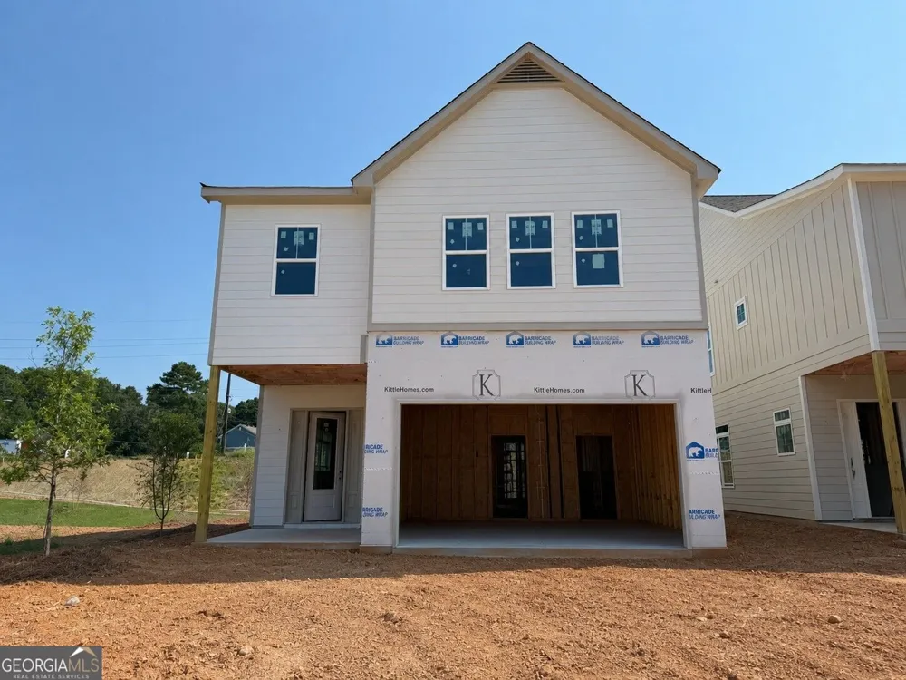 124 Dewey RD Lilburn, GA 30047