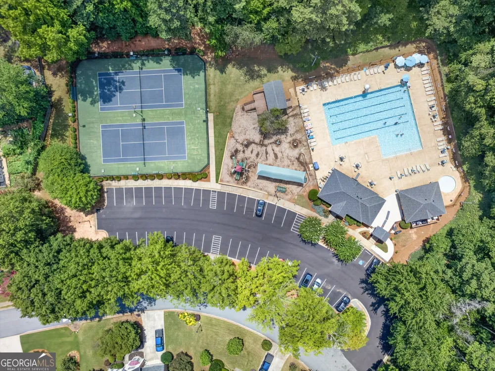 134 Dewey RD Lilburn, GA 30047