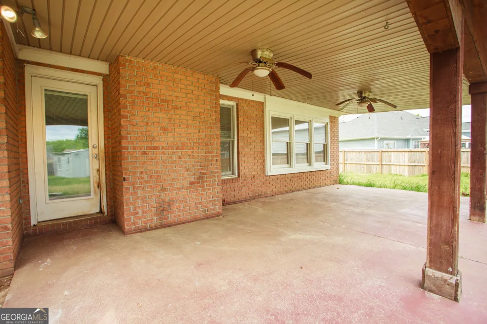 201 Willowgate DR Bonaire, GA 31005