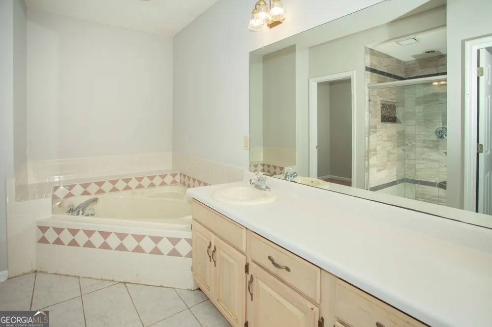 201 Willowgate DR Bonaire, GA 31005