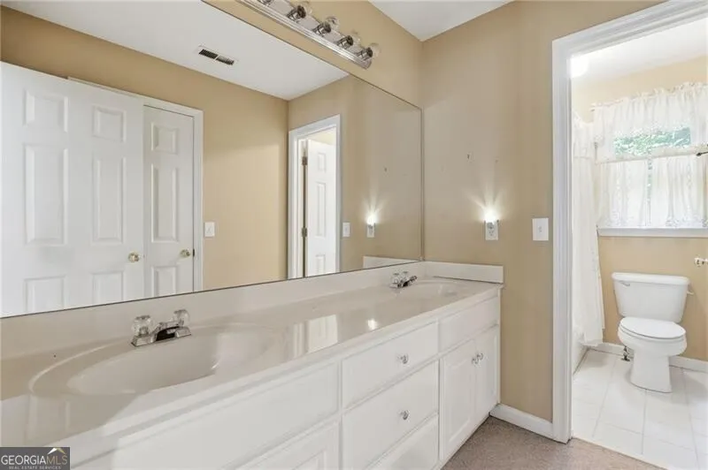 514 Lovinggood CT Woodstock, GA 30189
