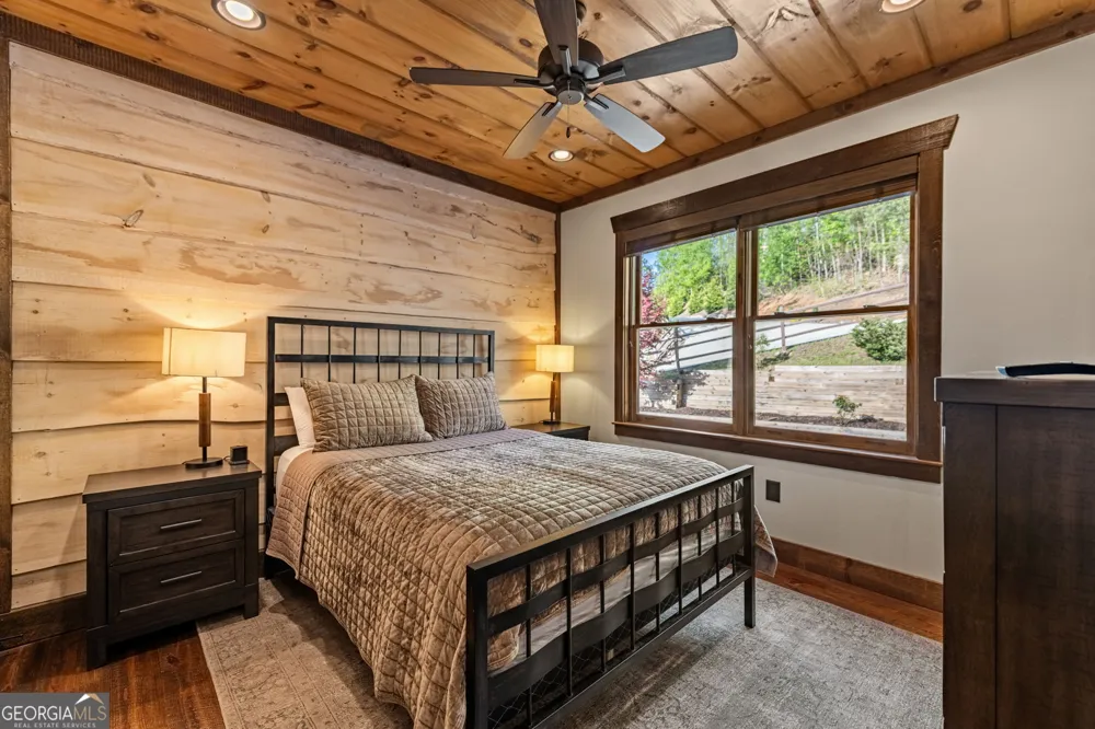 608 Blue Ridge Heights DR Blue Ridge, GA 30513