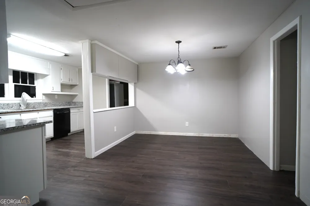 1032 Chatham RD Buford, GA 30518