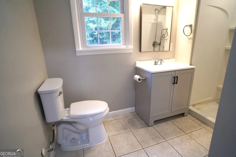 1032 Chatham RD Buford, GA 30518