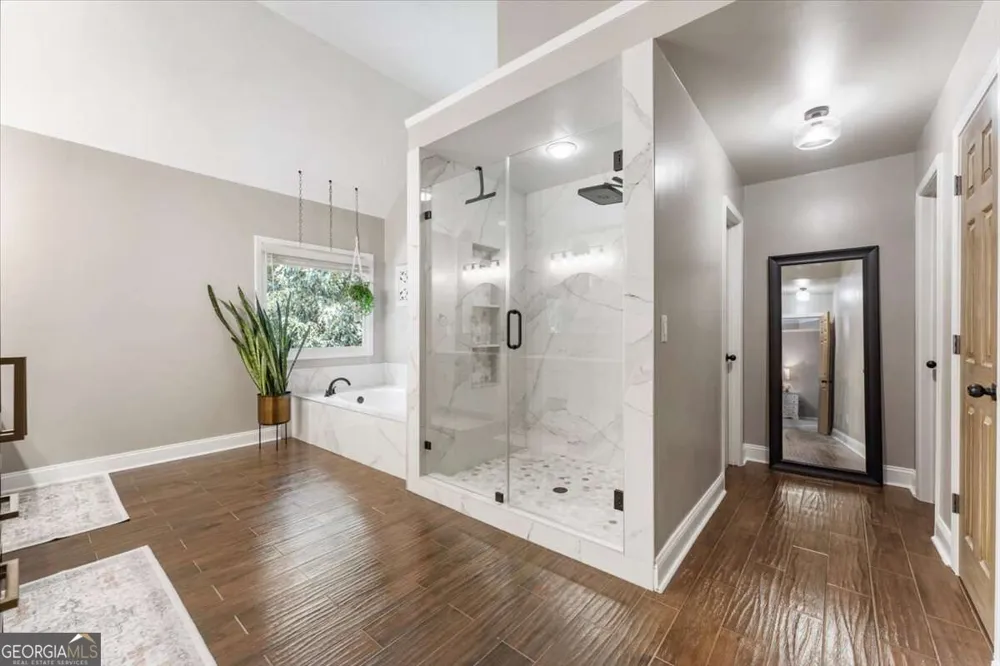 914 Meadow Club CT Suwanee, GA 30024