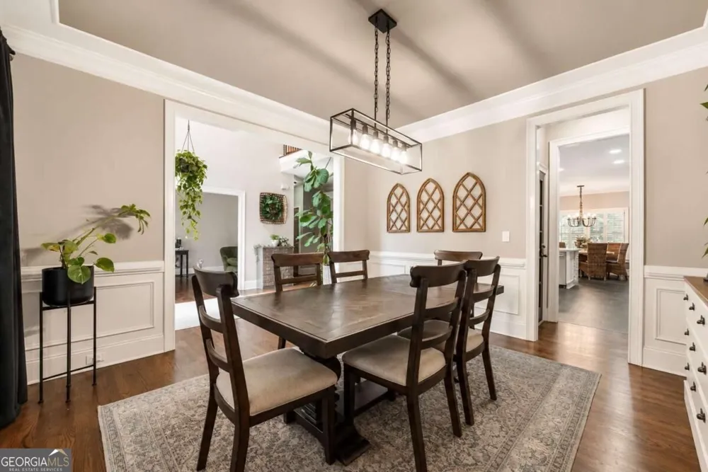 914 Meadow Club CT Suwanee, GA 30024