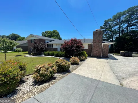51 Lyons DR NW