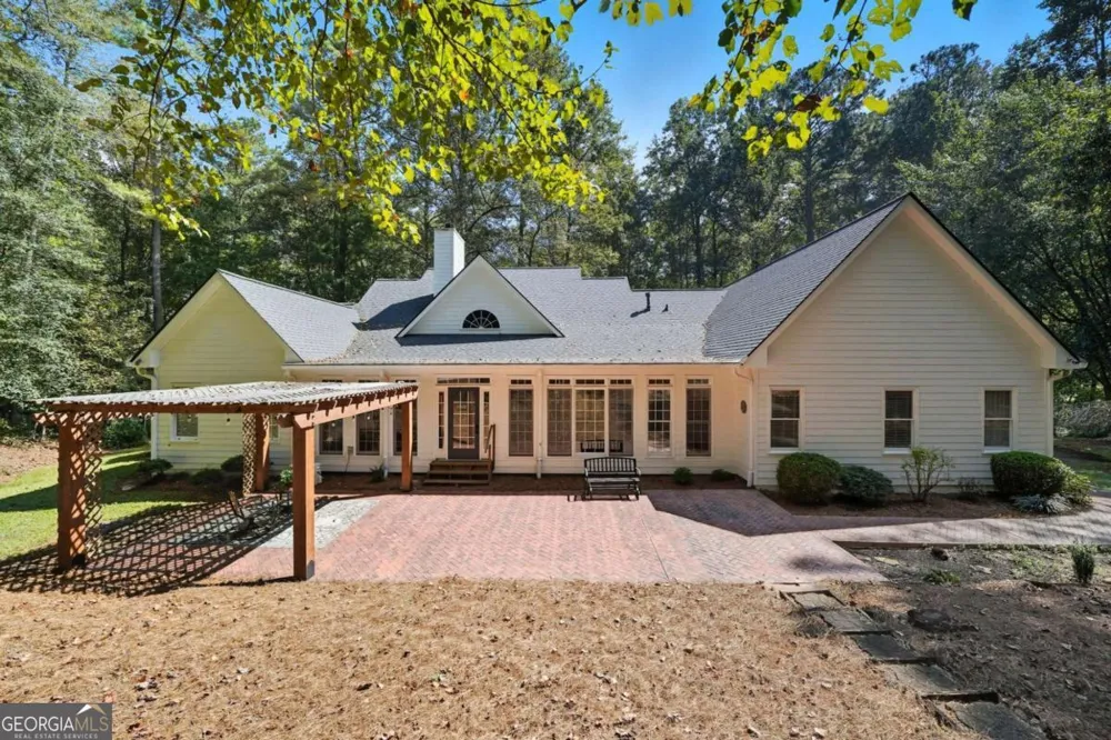 5090 Eubanks RD Woodstock, GA 30188