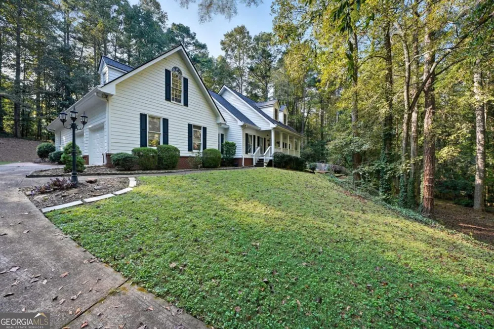 5090 Eubanks RD Woodstock, GA 30188