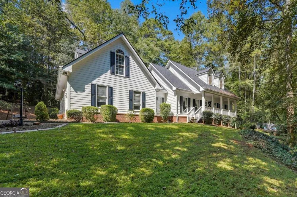 5090 Eubanks RD Woodstock, GA 30188